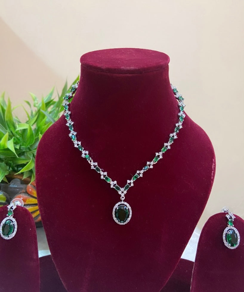 AD Studded Necklace Set
