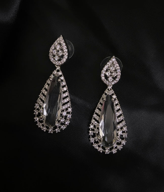 Lakshita AD Earrings
