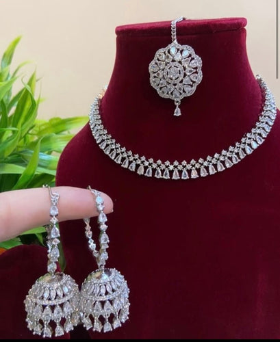 ad necklace set