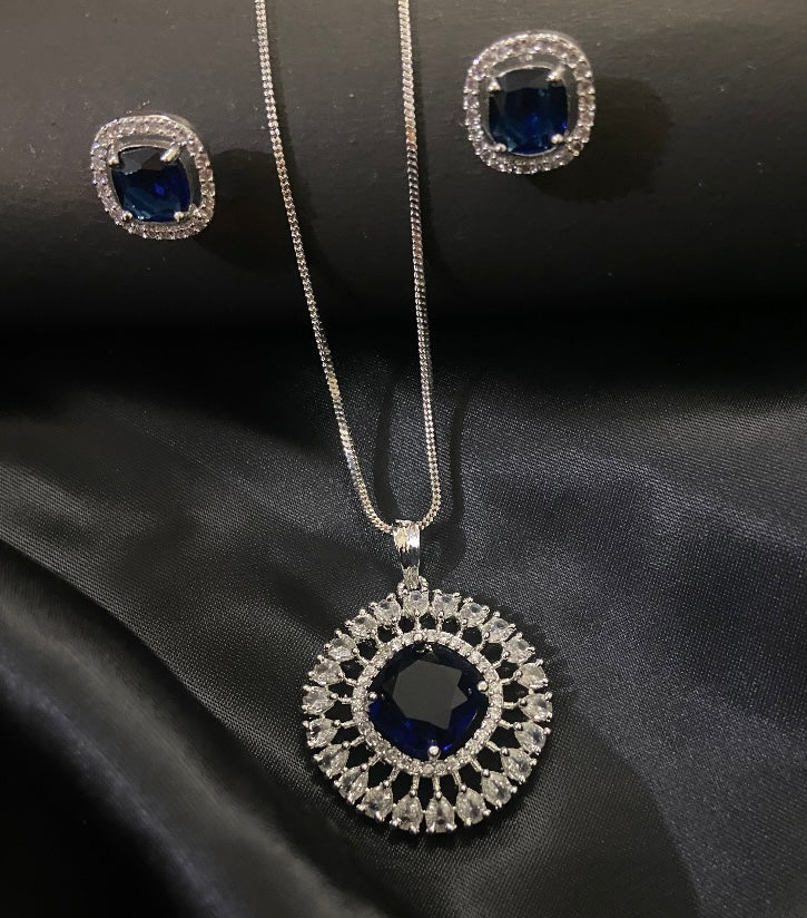 AD Pendant Set